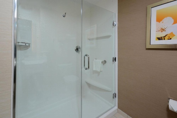 Fairfield Inn & Suites by Marriott Raleigh Capital Blvd./I-540 image 27