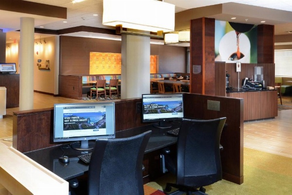 Fairfield Inn & Suites by Marriott Raleigh Capital Blvd./I-540 image 29