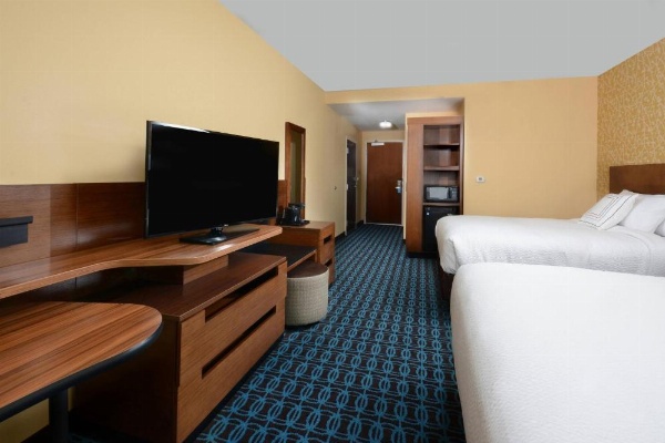 Fairfield Inn & Suites by Marriott Raleigh Capital Blvd./I-540 image 8